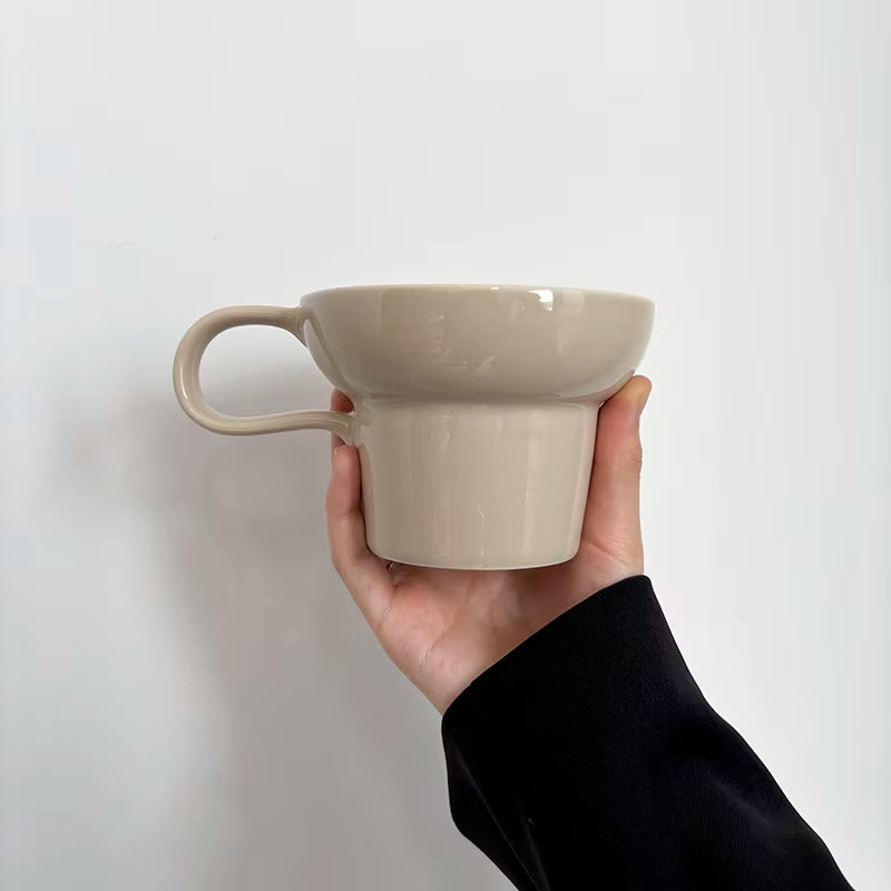 Bloomsip Nordic Beige Chubby Ceramic Coffee Mugs Stackable Porcelain Food Grade Dishwasher Microwave Safe Gift Custom Logo OEM