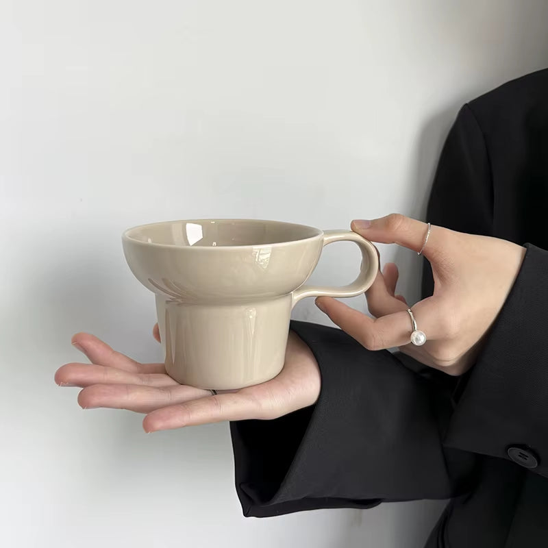 Bloomsip Nordic Beige Chubby Ceramic Coffee Mugs Stackable Porcelain Food Grade Dishwasher Microwave Safe Gift Custom Logo OEM