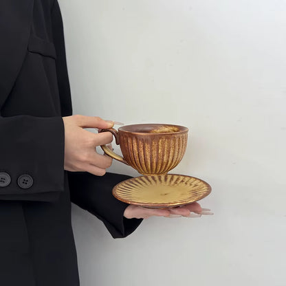 Bloomsip Vintage Gold Reactive Glaze Ceramic Food Grade Coffee Mugs Saucer Set Sunburst Ribbed Tea Cup Wholesale Custom Logo Tea