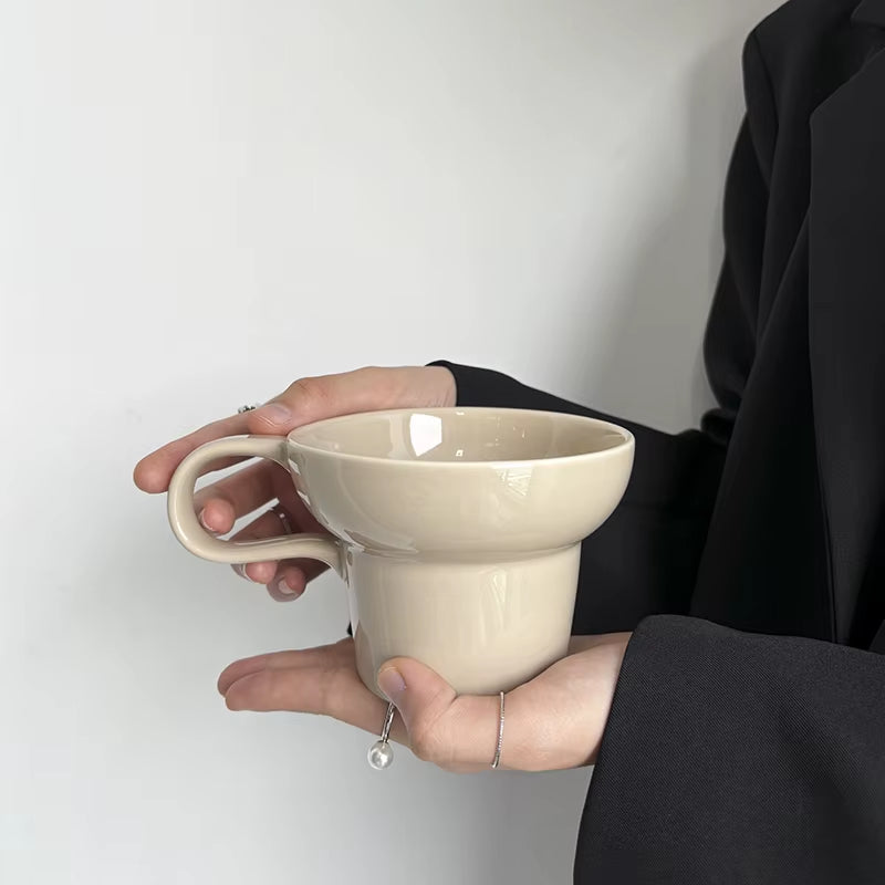 Bloomsip Nordic Beige Chubby Ceramic Coffee Mugs Stackable Porcelain Food Grade Dishwasher Microwave Safe Gift Custom Logo OEM