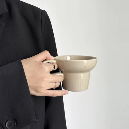 Bloomsip Nordic Beige Chubby Ceramic Coffee Mugs Stackable Porcelain Food Grade Dishwasher Microwave Safe Gift Custom Logo OEM