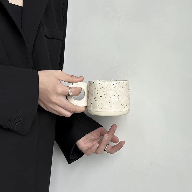 Bloomsip Nordic Speckled Ceramic Funny Coffee Cups Ring Handle Ink Dot Porcelain Food Grade Mug Wholesale Custom Logo Aesthetic