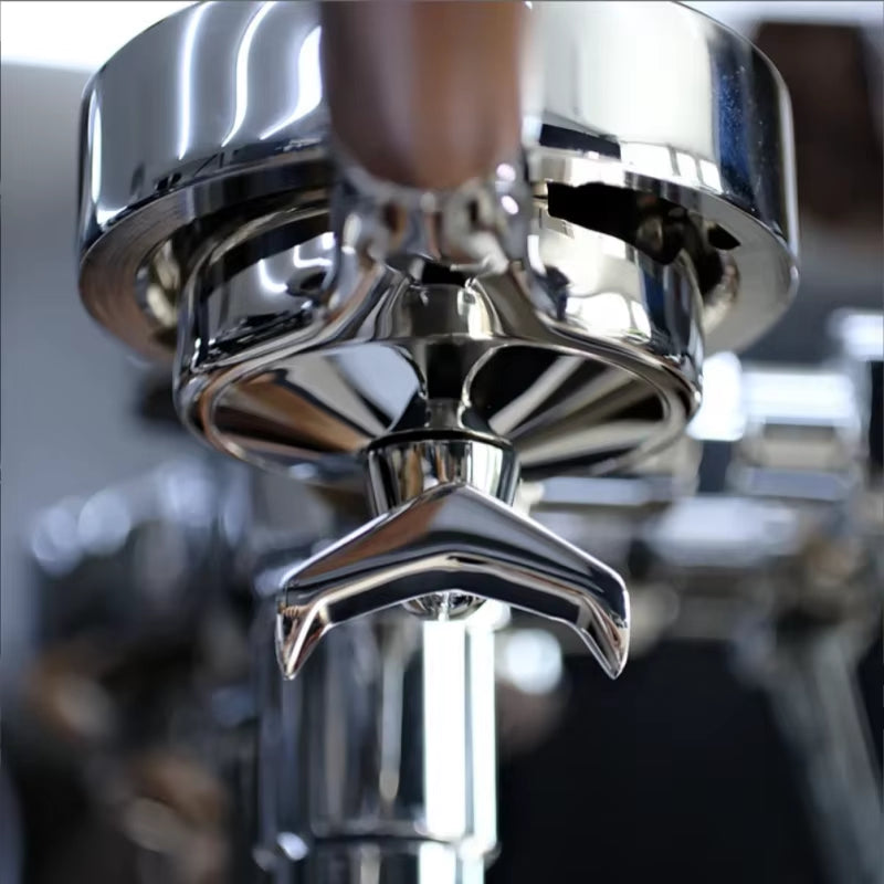 Portafilter with Walnut Handle and Interchangeable Bottom (Bottomless & Spouted) - E61 Espresso Barista Tools
